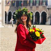 Neolaureata magistrale in lingue con livello avanzato impartisce lezioni di inglese e spagnolo per studenti di elementari, medie e superiori